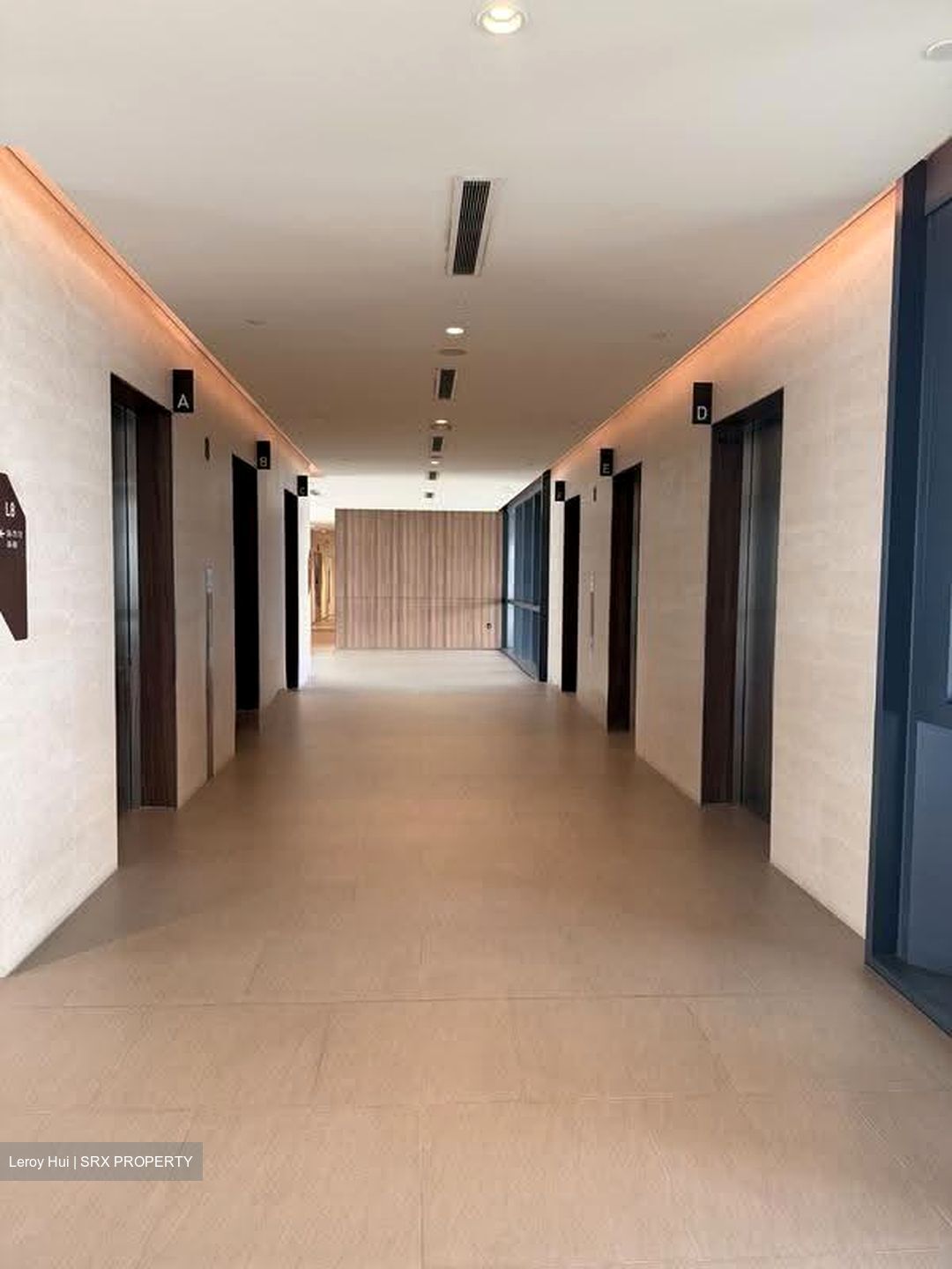 Woods Square (D25), Office #630084271